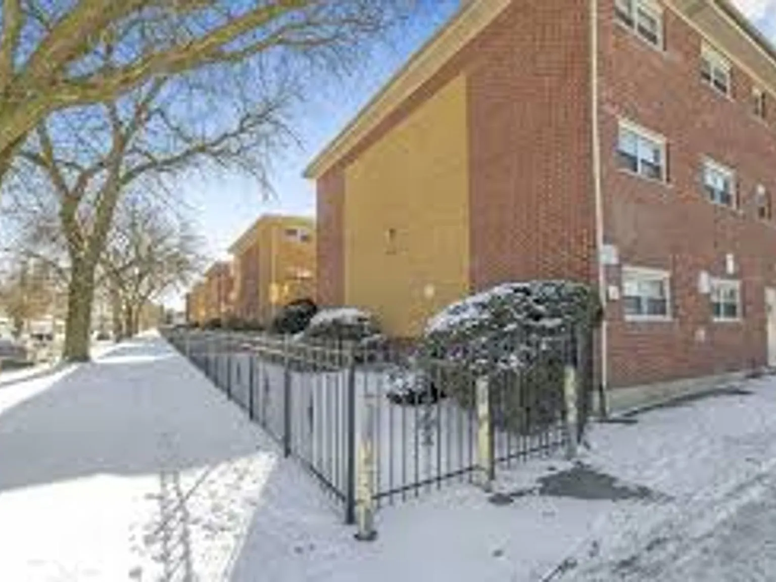 11110 - 11118 S Homewood Ave — Photo 3