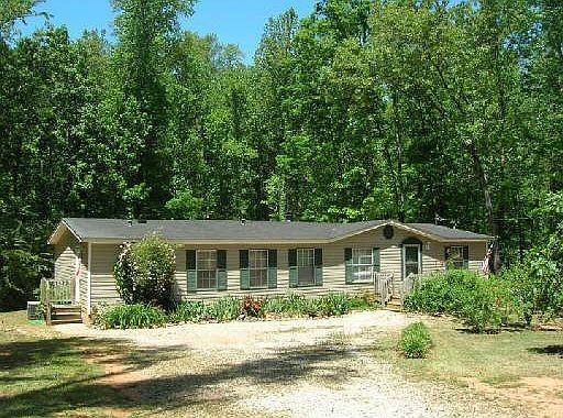 Private on 2.6  acres and close to freeway / shopping