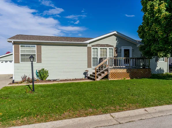 5458 Autumnash Ln #10, Machesney Park, IL 61115