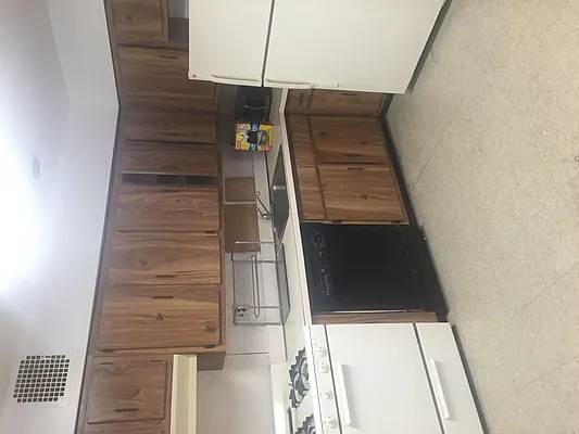 Rented by 18 REALTY | media 9