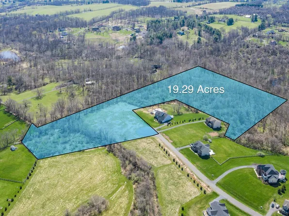 Horace Ct, Waterford, VA 20197