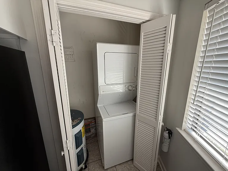 285 Payne St #1-22B — Photo 9