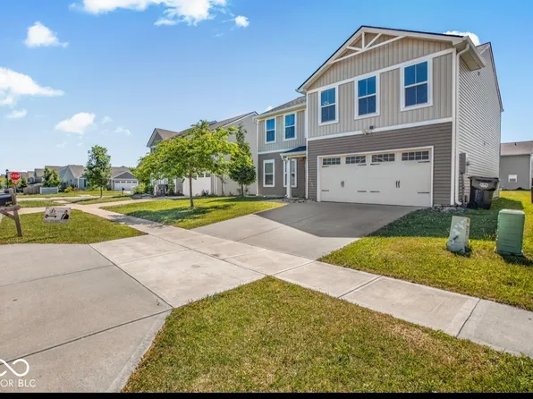 388 Dietz Dr, Greenwood, IN 46143