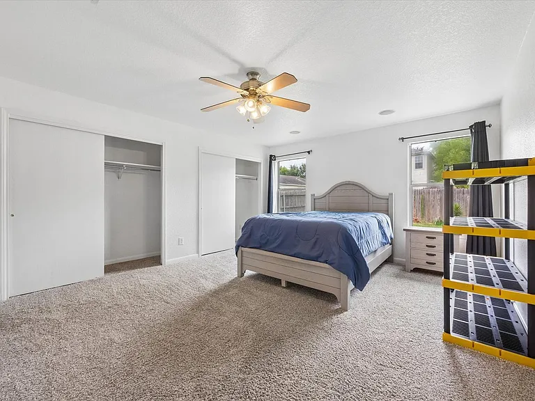 141 Beech Dr — Photo 8