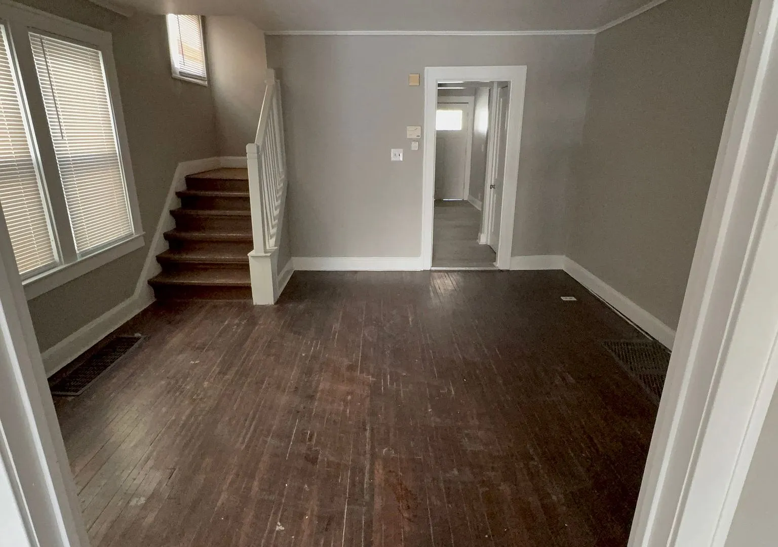954 Heyl Ave. — Photo 3