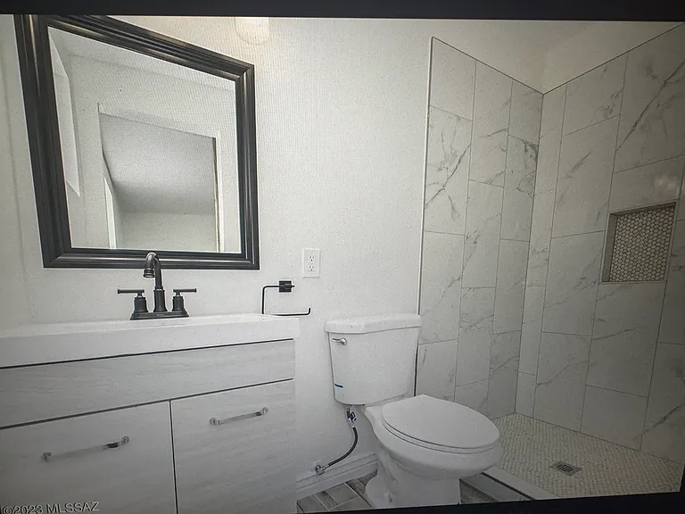 3661 W Eastham Ln — Photo 6