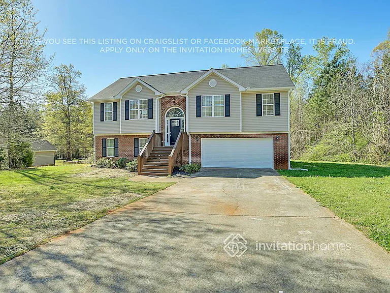 105 Valley View Dr — Photo 2
