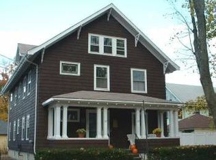 105 Oakdale St, Portland, ME 04103