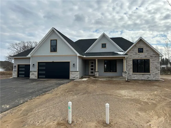 347 Rumford Rd, Greece, NY 14626