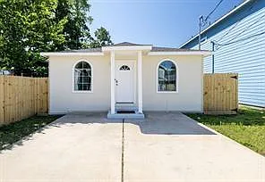 16859 W Juneau Photo 1