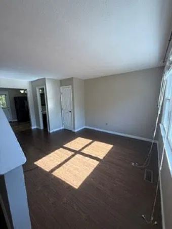 2 bed, 1.5 bath, $1,350 — Photo 3