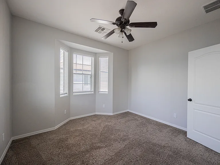 7422 S 27th Way — Photo 27