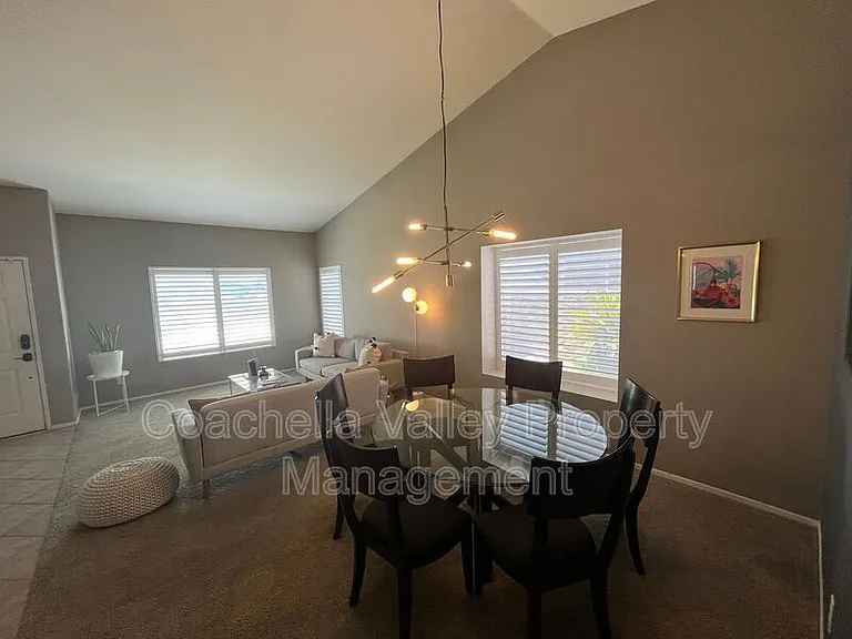 2162 Shannon Way — Photo 35