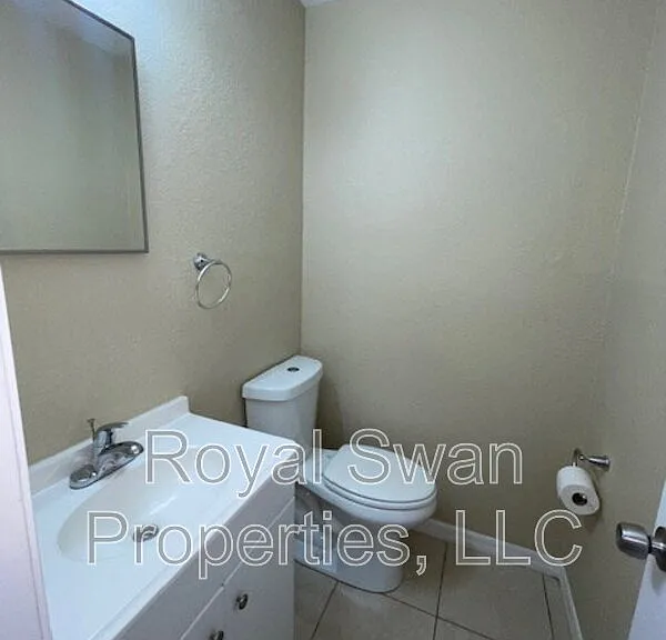 2806 Mineola Dr — Photo 9