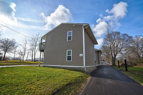 816 Asylum St #4 Photo 1