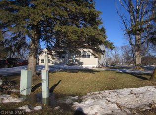 121 S Grove St, Ceylon, MN 56121