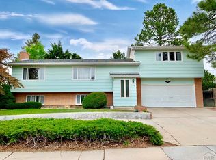 2113 Comanche Rd, Pueblo, CO 81001