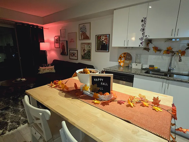 1215 Bayly St #1310 — Photo 6