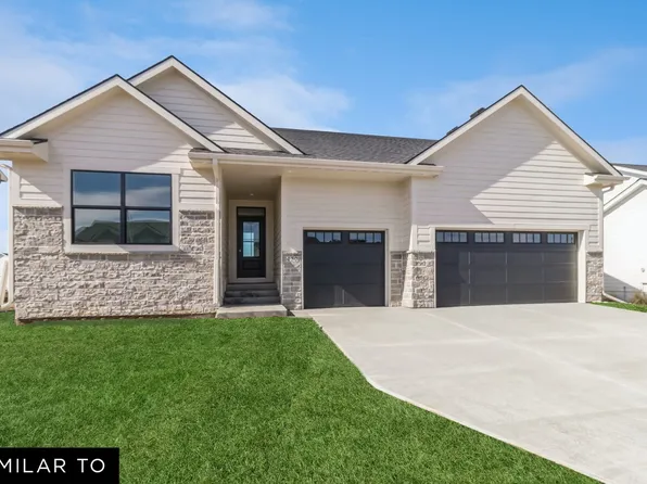 360 NW Ashley Ave, Waukee, IA 50263