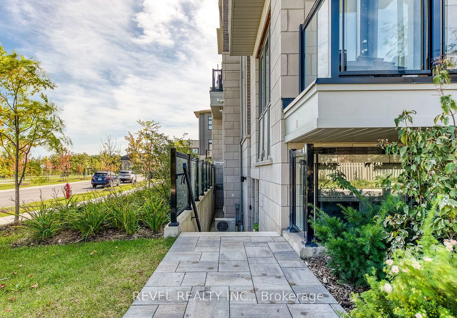 2 bed, $2,200 — Photo 3
