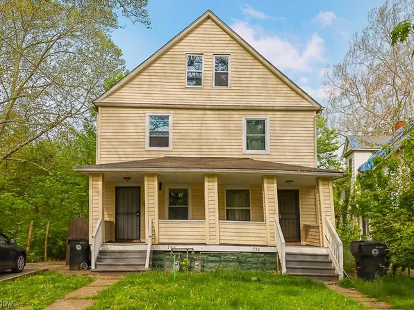 758 Linn Dr, Cleveland, OH 44108