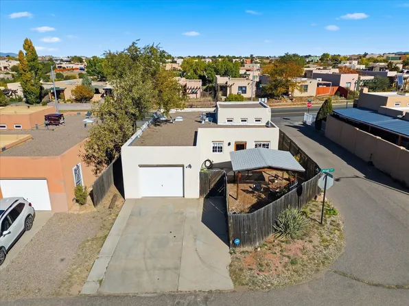 6356 Jaguar Dr, Santa Fe, NM 87507