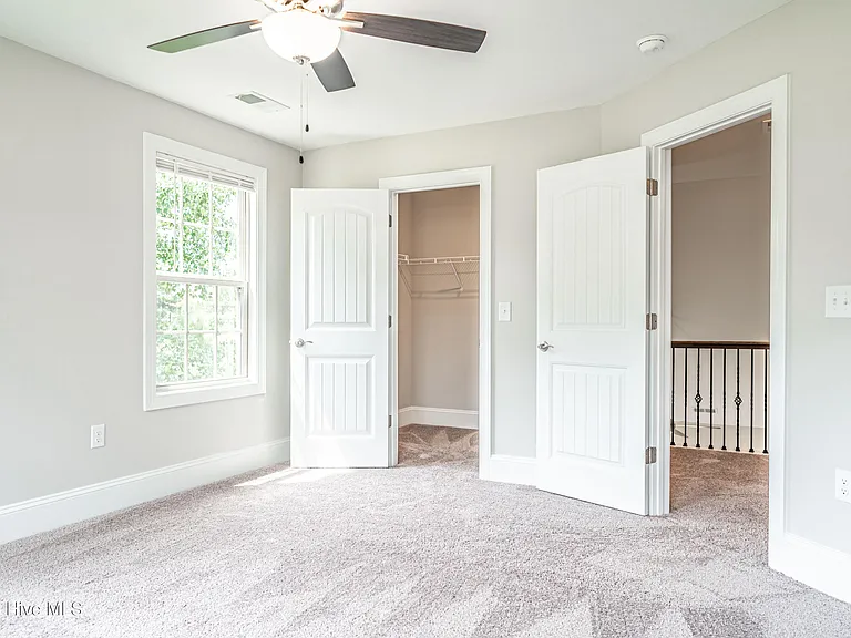 315 Mashie Ct — Photo 35