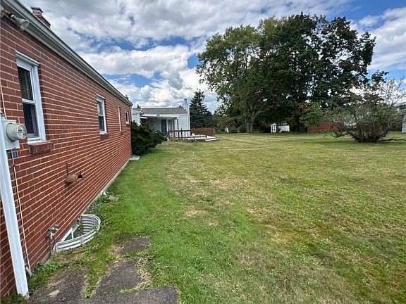 4th image of 3115 Ben Davis Ave
