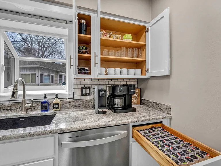 4927 Coleman Dr — Photo 12