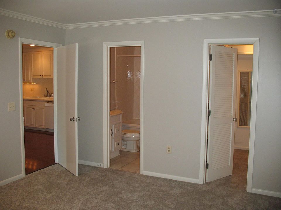 2nd image of 2601 Hillsboro Pike APT I4