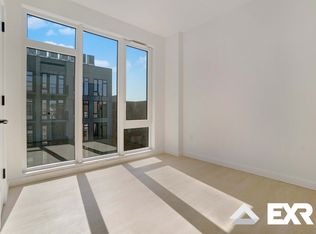 14815 89th Ave #7B, Jamaica, NY 11435