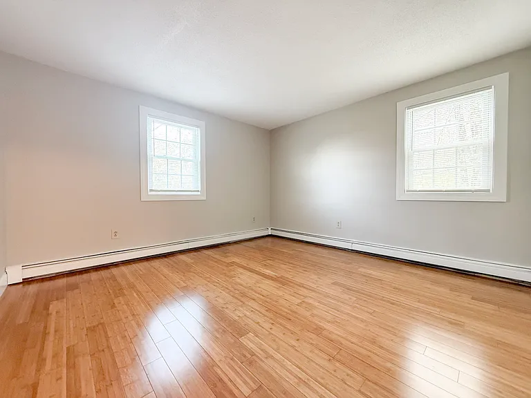 31 Stonehenge Rd #1 — Photo 6