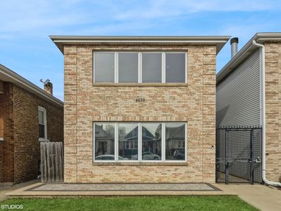 4630 W Addison St, Chicago, IL, 60641