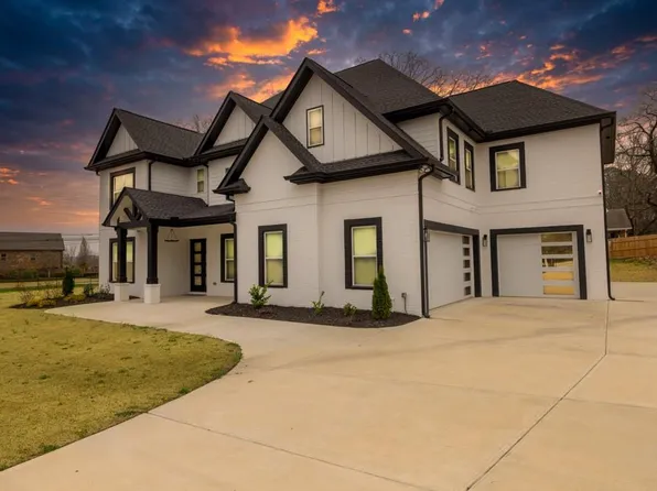 481 Saddle Ridge Dr, Lawrenceville, GA 30046