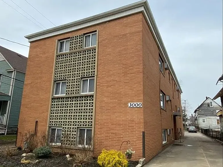 3000 Denison Ave — Photo 2