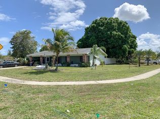 130 NE Bracken Rd, Port Saint Lucie, FL 34983