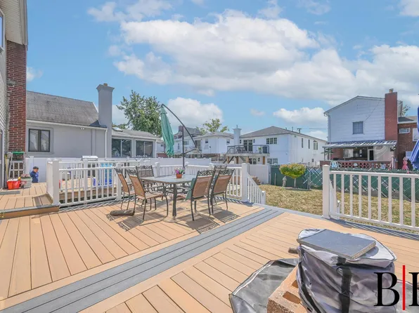 2150 Royce Street image 31 of 36