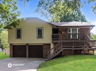 808 W Sheridan St, Olathe, KS 66061