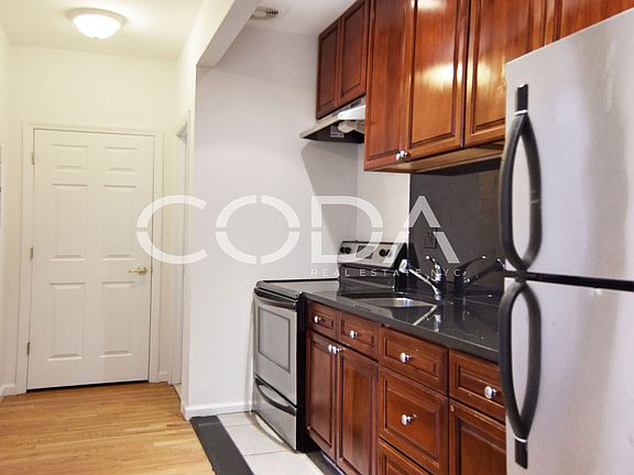 3rd image of 381 Palmetto St #4A