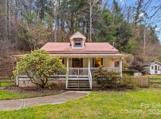 3115 Little Pine Rd, Marshall, NC 28753