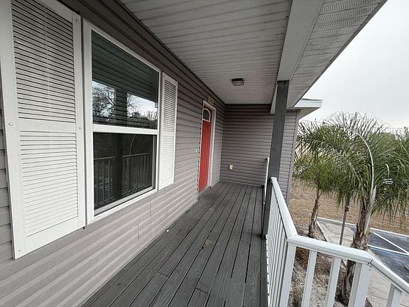 3rd image of 10433 Chalmer St
