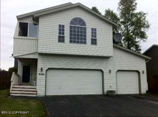 8260 Berry Patch Dr, Anchorage, AK 99502