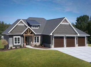 2843 Stone Creek Cir, Suamico, WI 54313