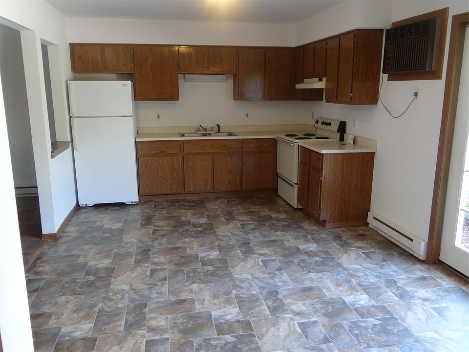 1st image of W246N6700 Champeny Ct
