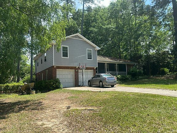 3rd image of 319 Quincannon Rd