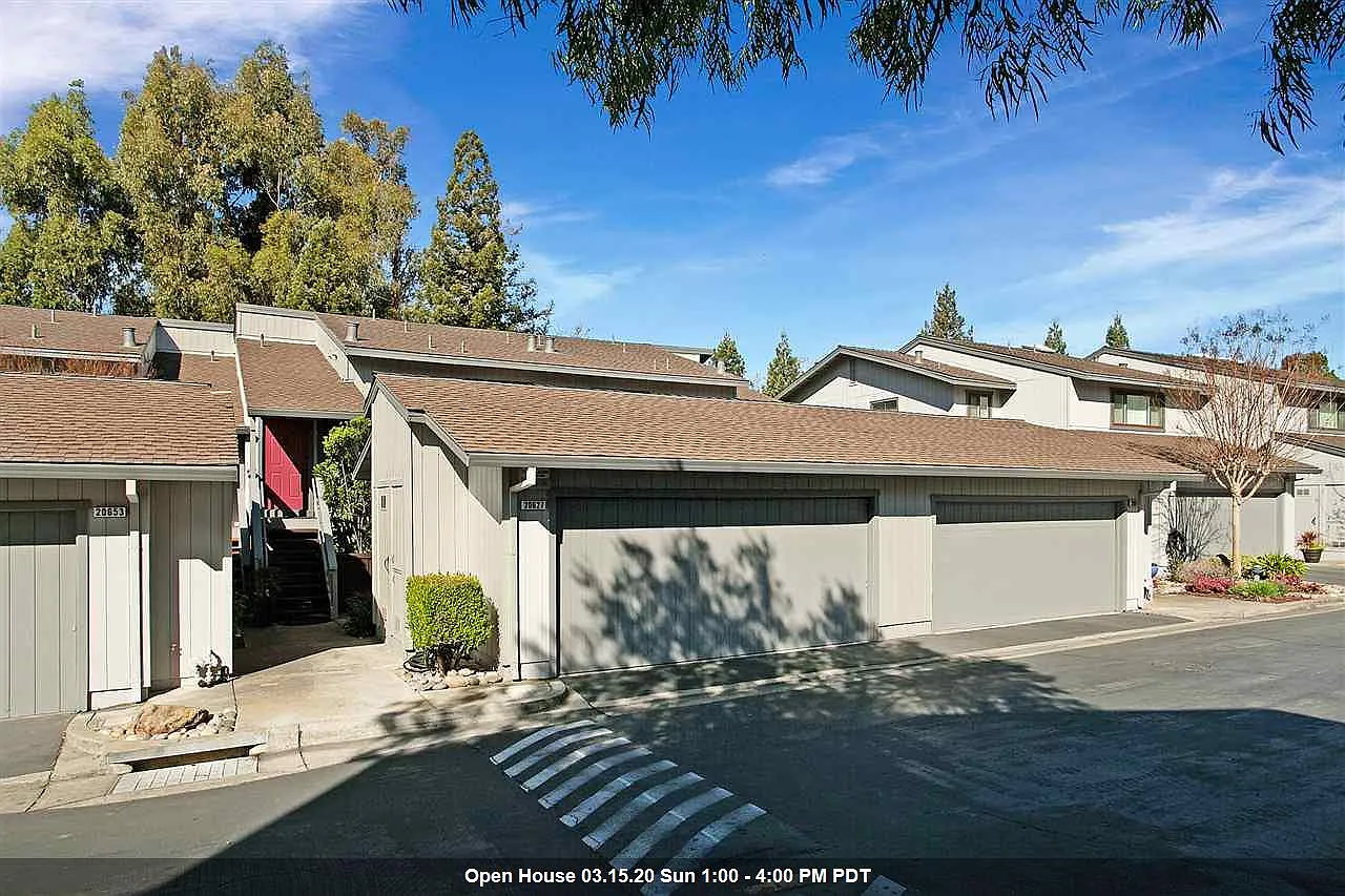 20627 Waterford Pl photo 1