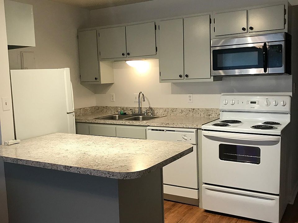 2nd image of 310 Ella St #406