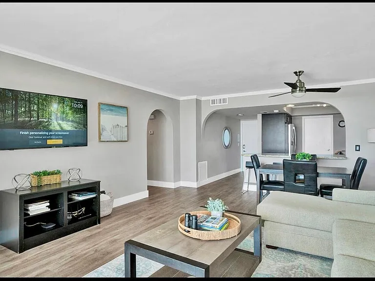 300 Croton Ave #102 — Photo 2