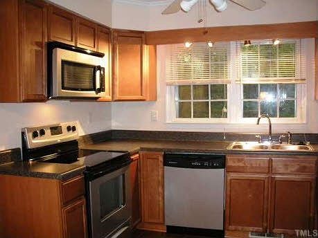 Renovated kitchen and new appliances