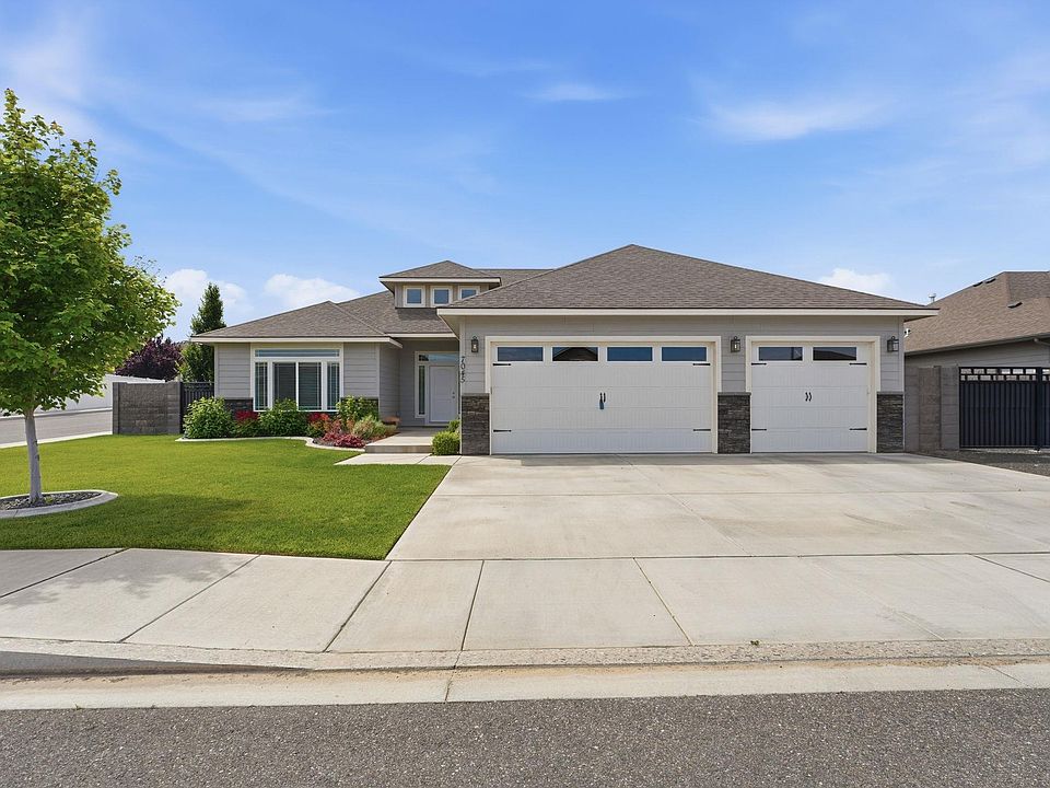 1st image of 7045 W 31st Pl